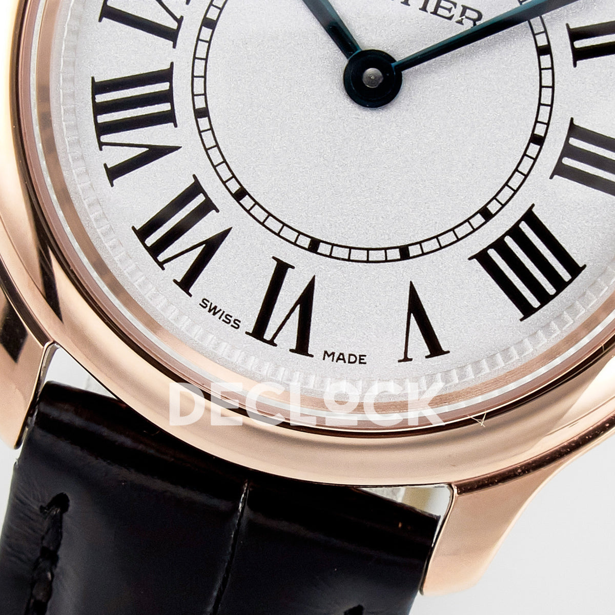 Cartier Ronde de Cartier 29mm Rose Gold White Dial Black Leather Asian AAA+ Replica – dial lower detail