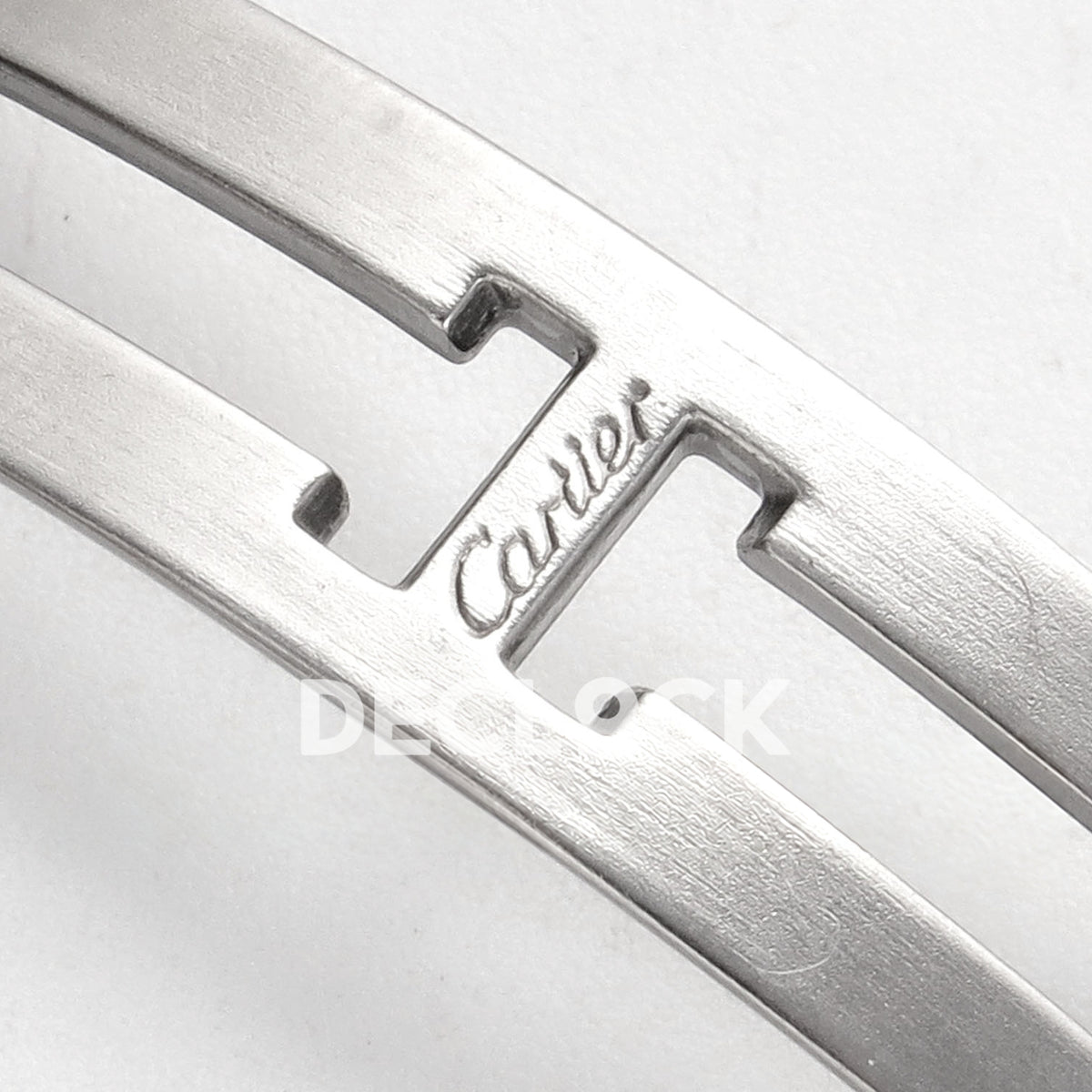 Cartier Santos 27mm 8848F with red dial and steel/rose gold bracelet, cartier clasp engraving