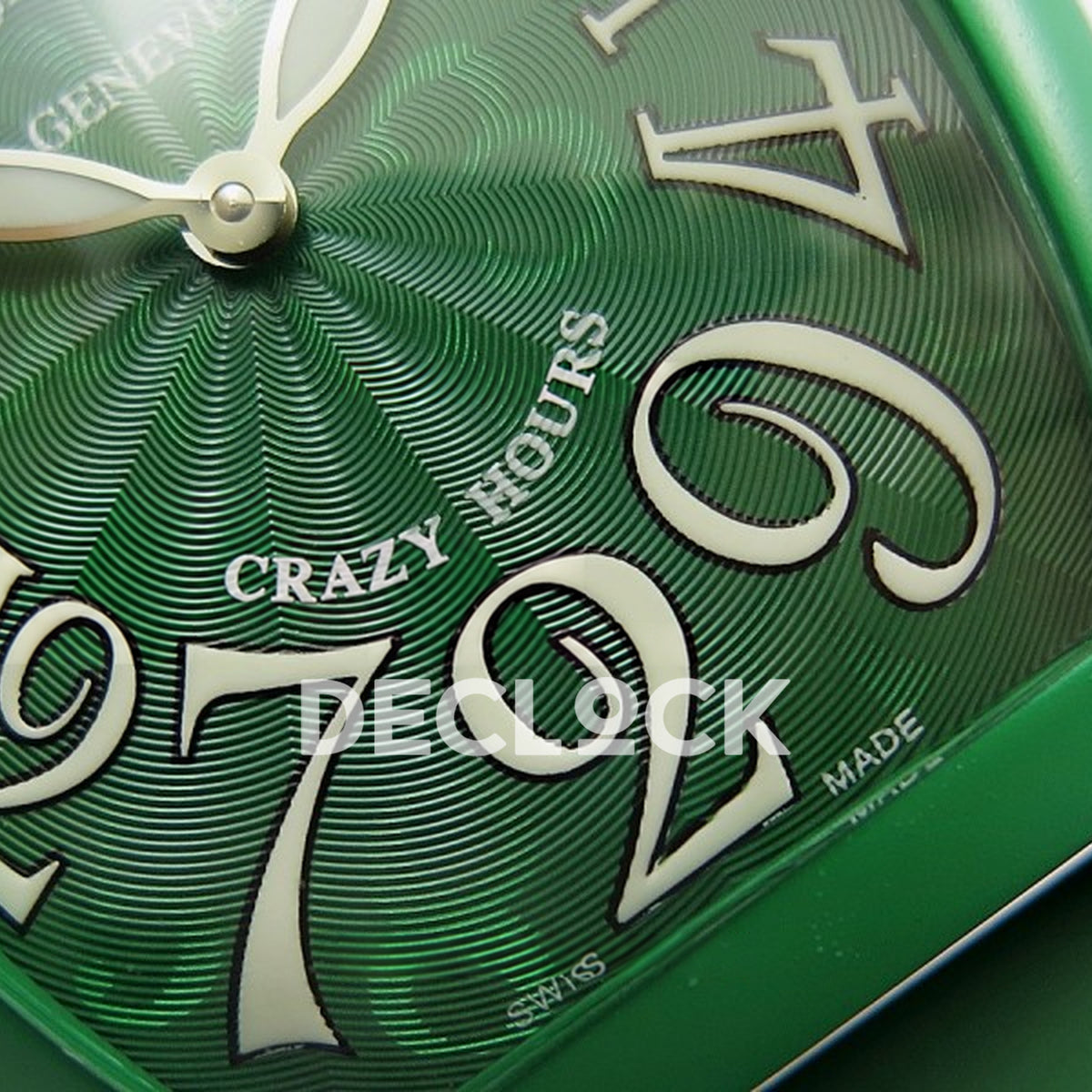 Franck Muller Crazy Hours Green PVD Green Dial - Hands and numerals detail