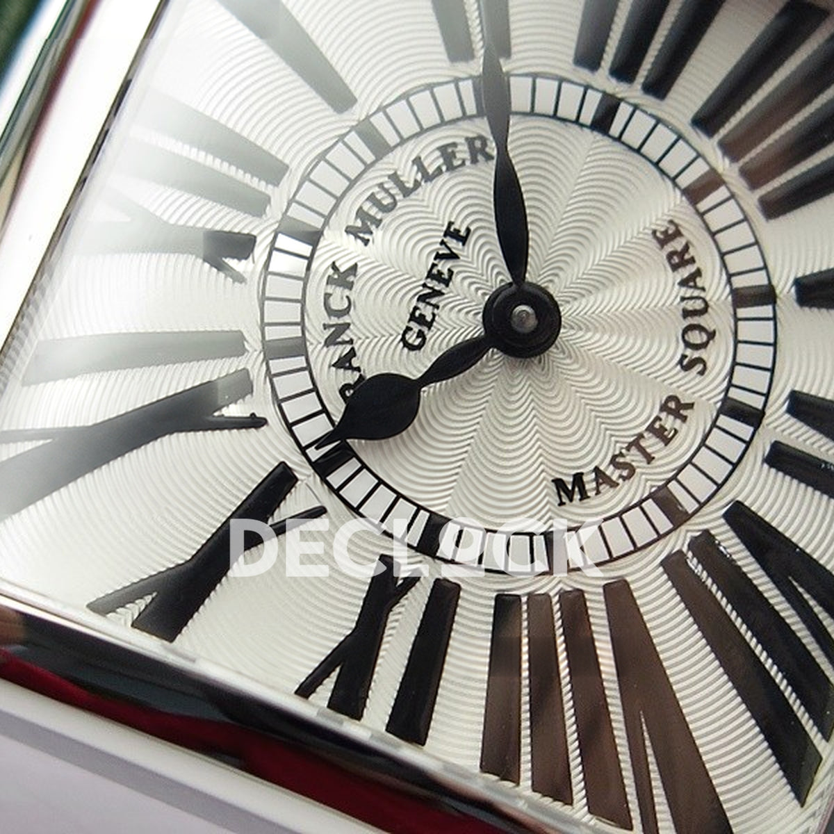 Franck Muller Master Square White Roman Dial Green Leather - Numerals detail