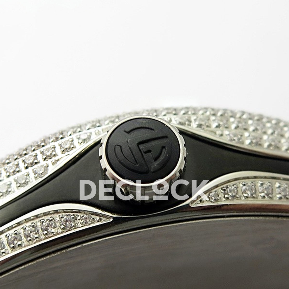 Franck Muller Vanguard Pavé Green - Crown close-up