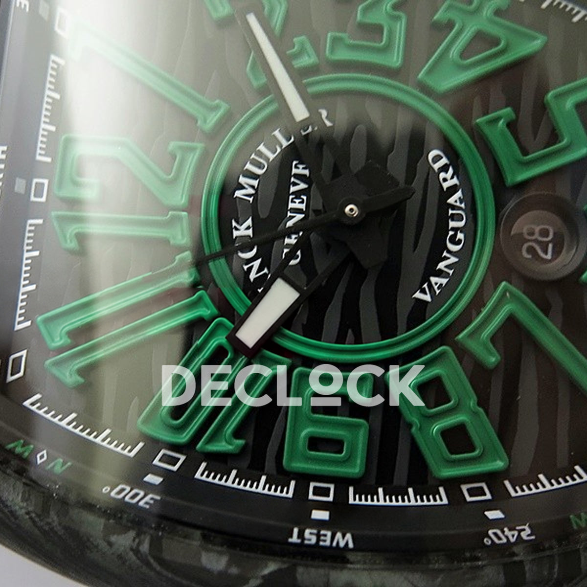 Franck Muller Vanguard Racing Carbon Green - Carbon dial texture