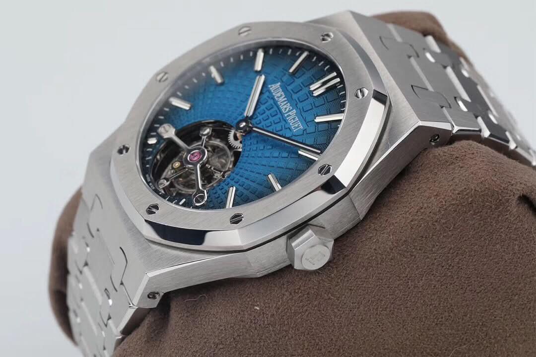 Replica Audemars Pigeut oyal Oak 2018 SIHH SS Tourbillon Dark Blue Sunburst Tapisserie Dial |  Declock.