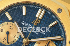 Replica Audemars Pigeut Royal Oak Self-Winding Chronograph Blue Dial in Yellow Gold