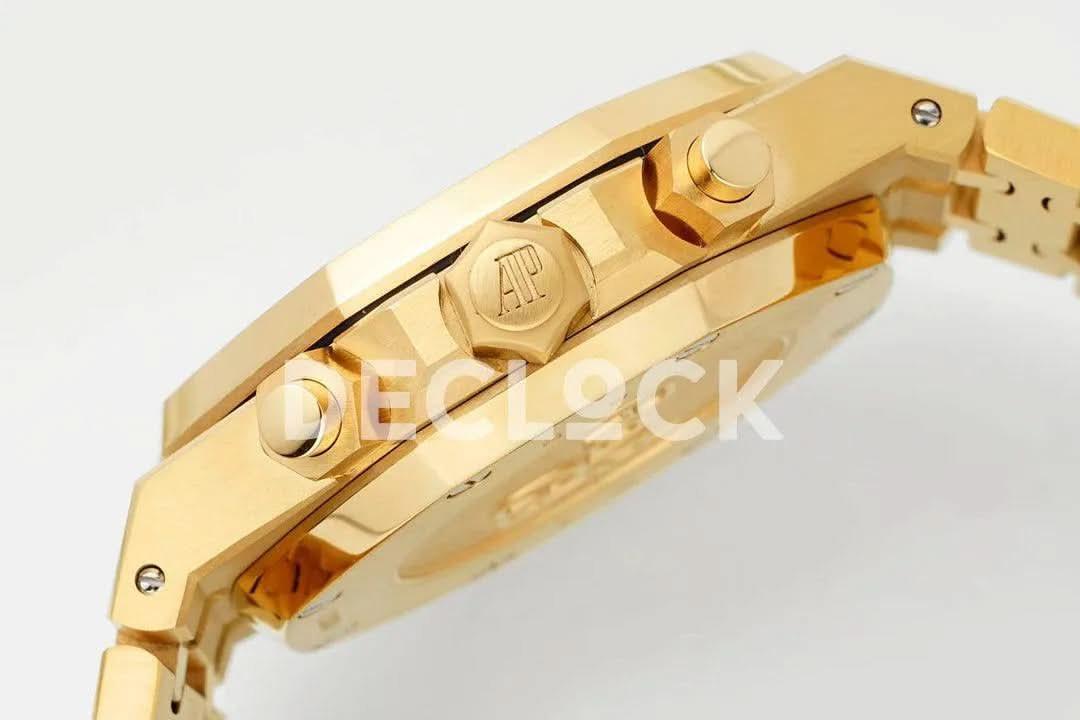 Replica Audemars Pigeut Royal Oak Self-Winding Chronograph Blue Dial in Yellow Gold |  Declock.