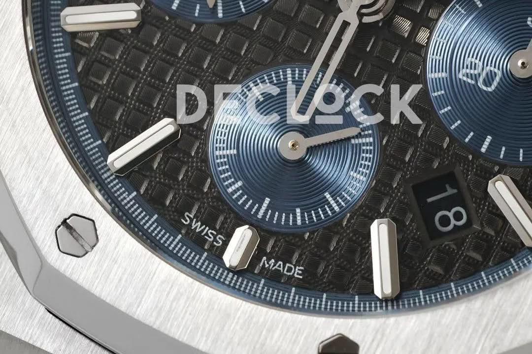 Replica Audemars Pigeut Royal Oak Self-Winding Chronograph Blue Dial in Steel |  Declock.