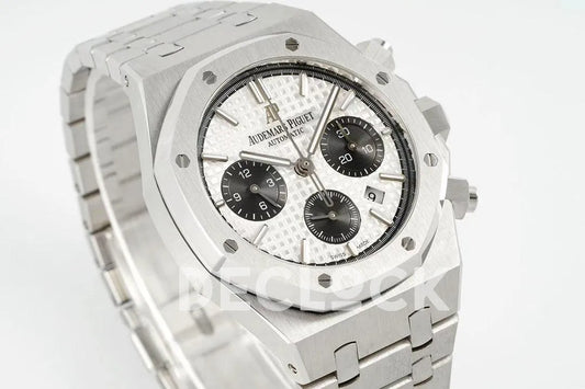 Replica Audemars Pigeut Royal Oak Self-Winding Chronograph White Dial in Steel