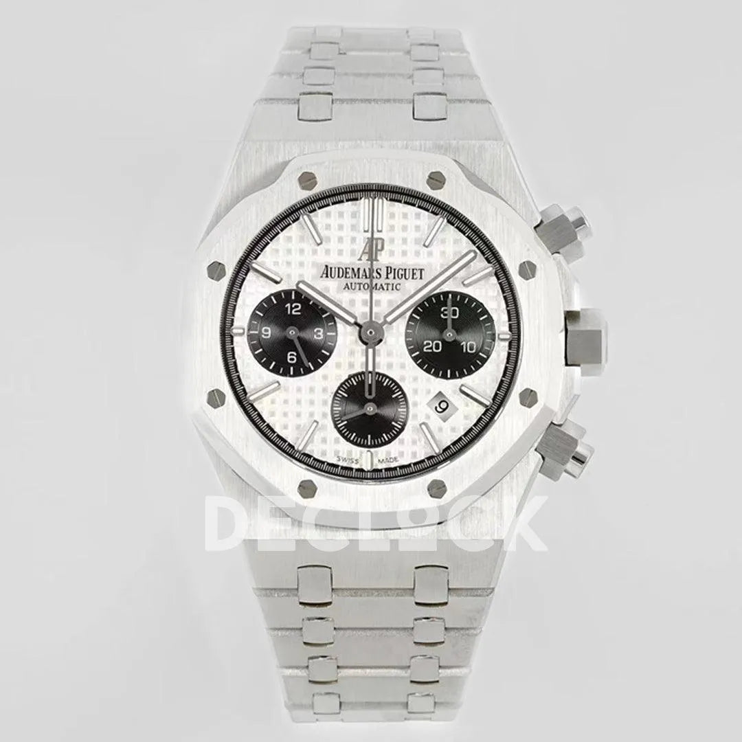 Replica Audemars Pigeut Royal Oak Self-Winding Chronograph White Dial in Steel