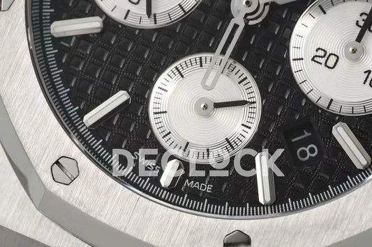 Replica Audemars Pigeut Royal Oak Self-Winding Chronograph Black Dial in Steel |  Declock.