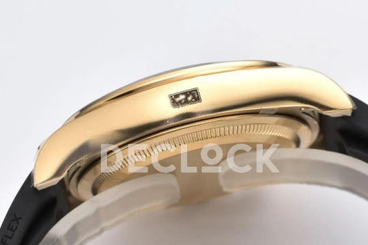 Replica Rolex Daytona 126518LN Gold Dial in Yellow Gold on Rubber Strap |  Declock.