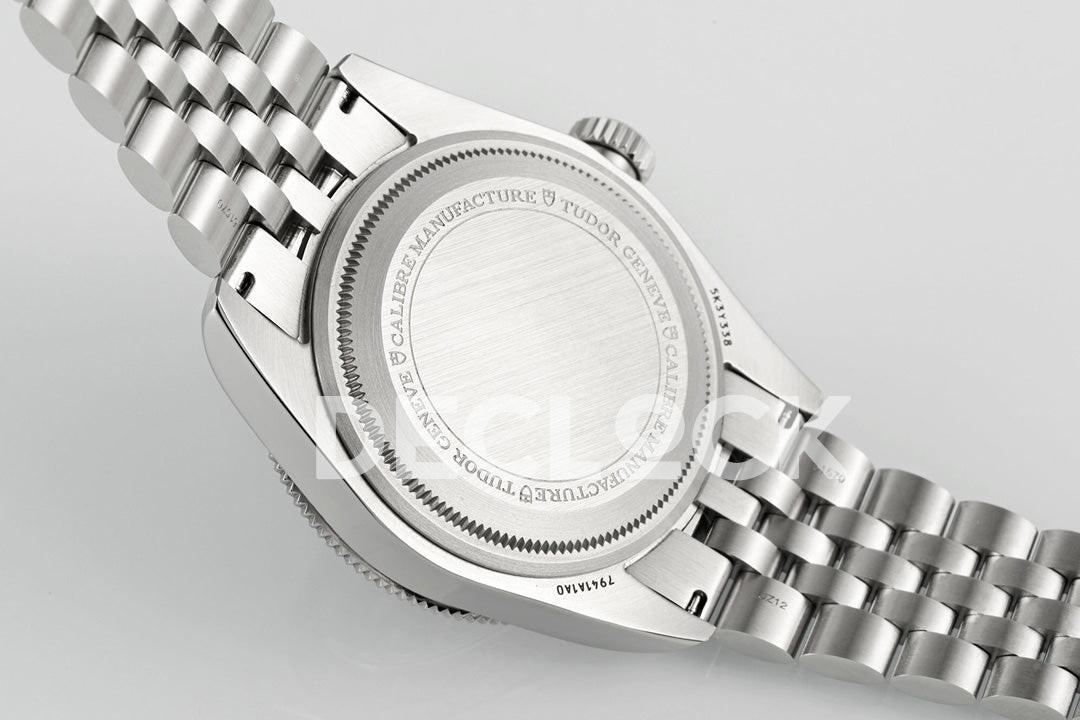 Replica Tudor Black Bay M7941A1A0RU-0003 41mm SS Dial Red Bezel on SS Bracelet |  Declock.