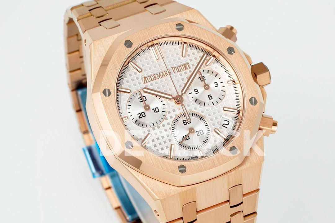 Replica Audemars Pigeut Royal Oak Chrono 26240 White Dial on RG Bracelet |  Declock.