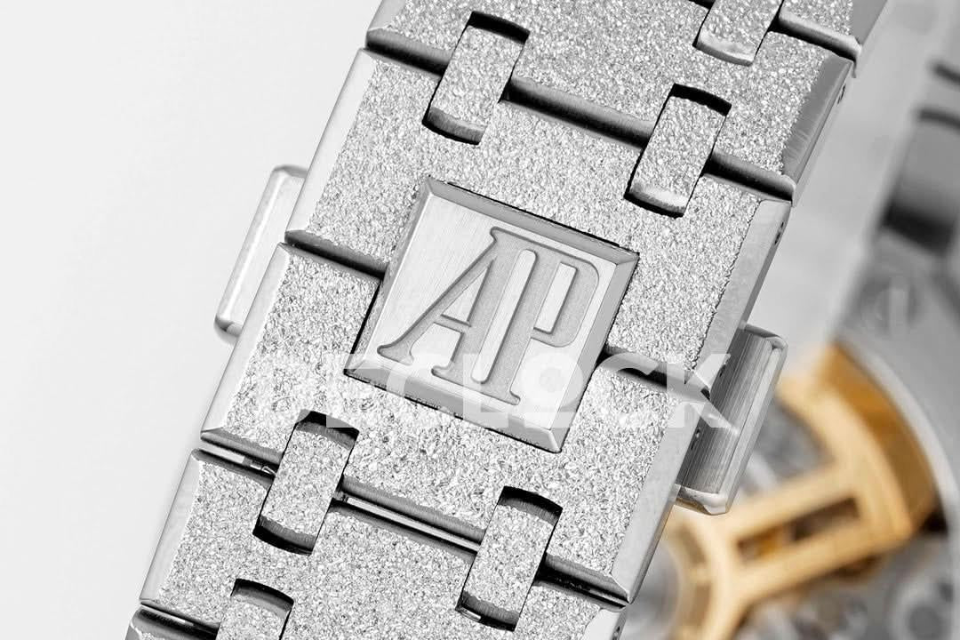 Replica Audemars Pigeut Royal Oak Chrono 26240 Frosted SS APSF |  Declock.
