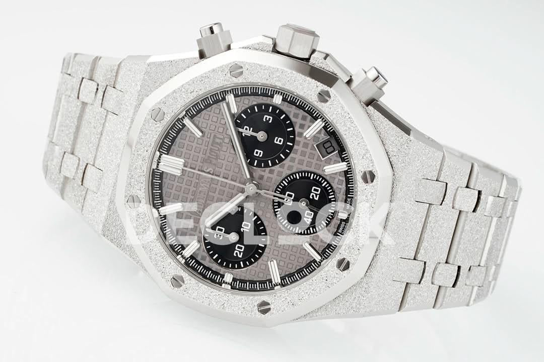Replica Audemars Pigeut Royal Oak Chrono 26240 Frosted SS APSF |  Declock.