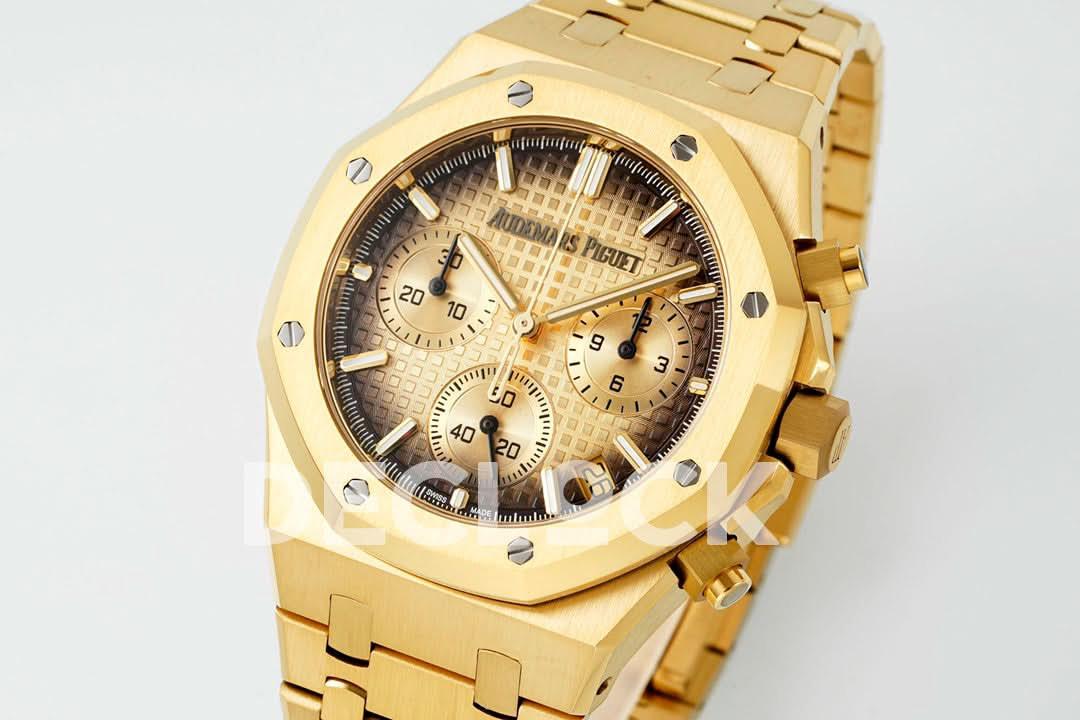 Replica Audemars Pigeut Royal Oak Chrono 26240 YG Dial on YG Bracelet |  Declock.