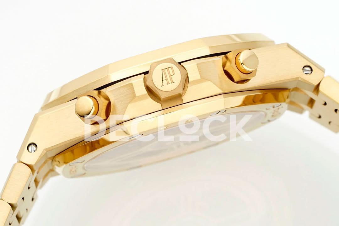 Replica Audemars Pigeut Royal Oak Chrono 26240 YG Dial on YG Bracelet |  Declock.