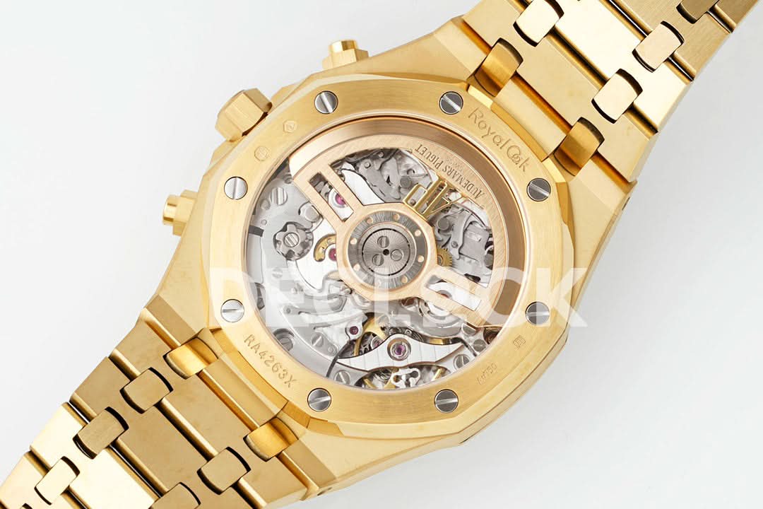 Royal Oak Chrono 26240 YG Dial on YG Bracelet