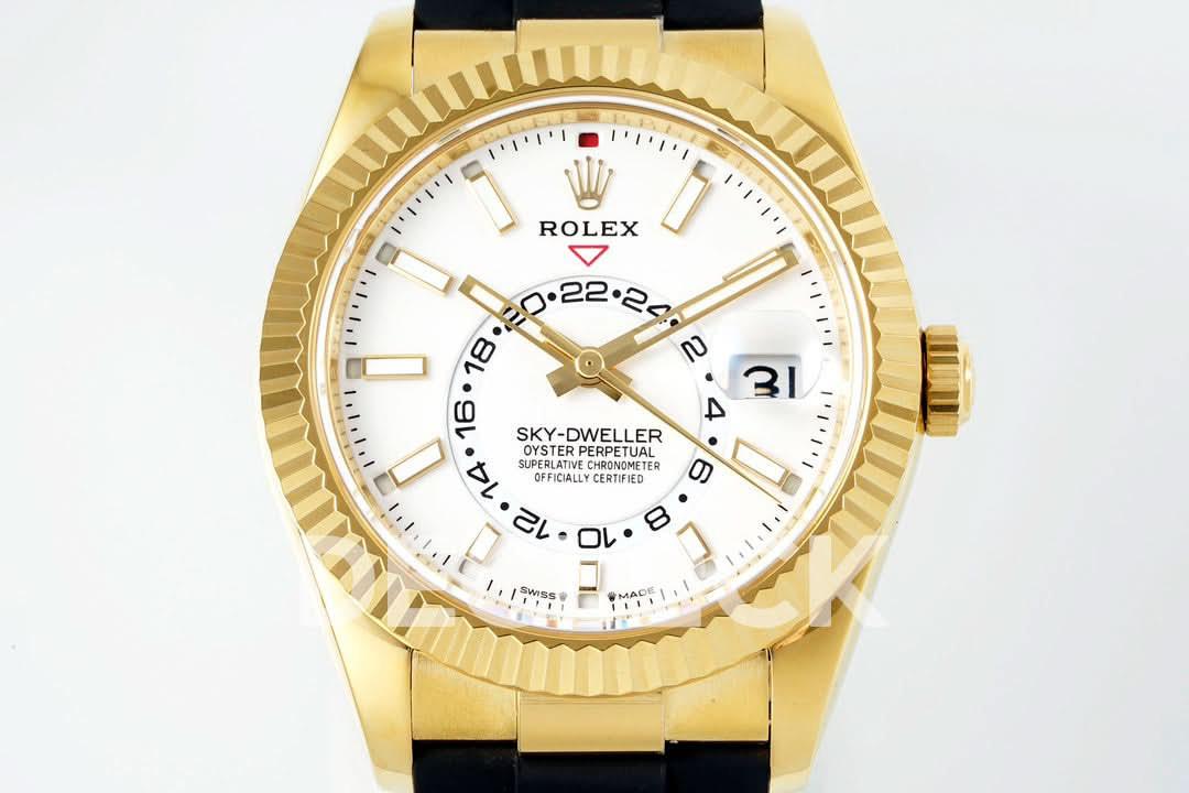 Replica Rolex Sky Dweller 336238 YG in White Dial on Black Rubber Strap |  Declock.