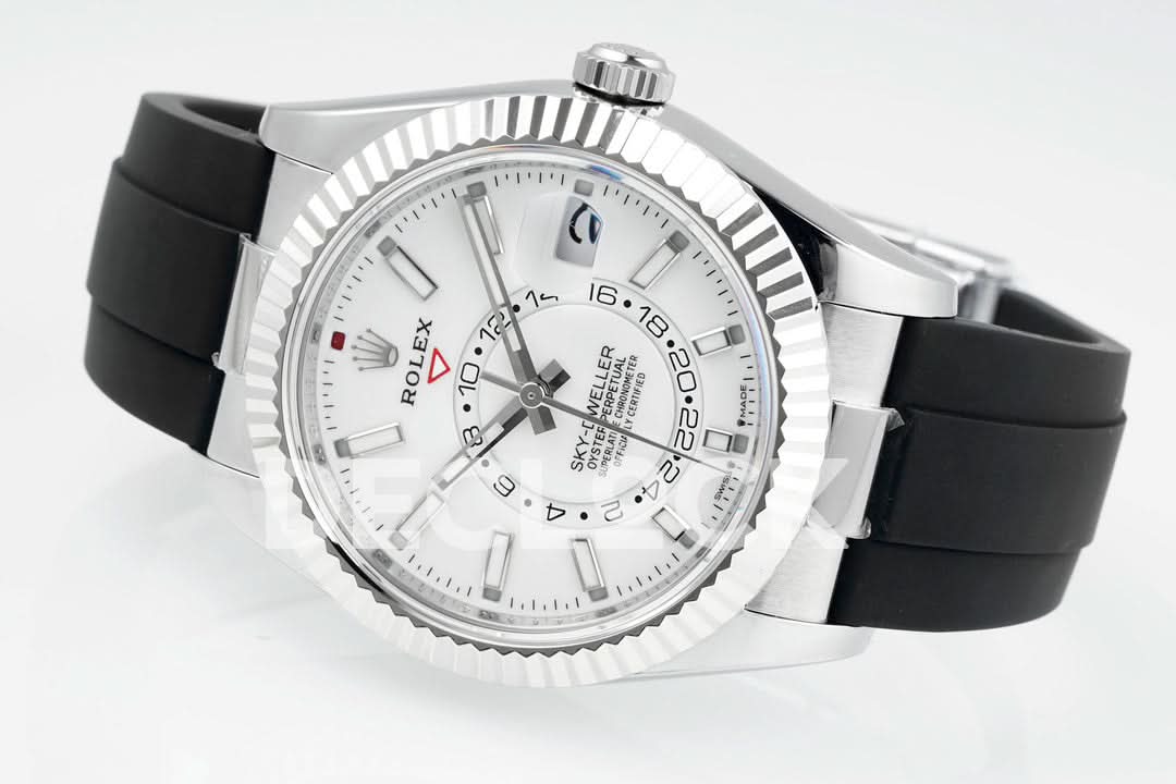 Sky Dweller 336238 SS in White Dial on Black Rubber Strap