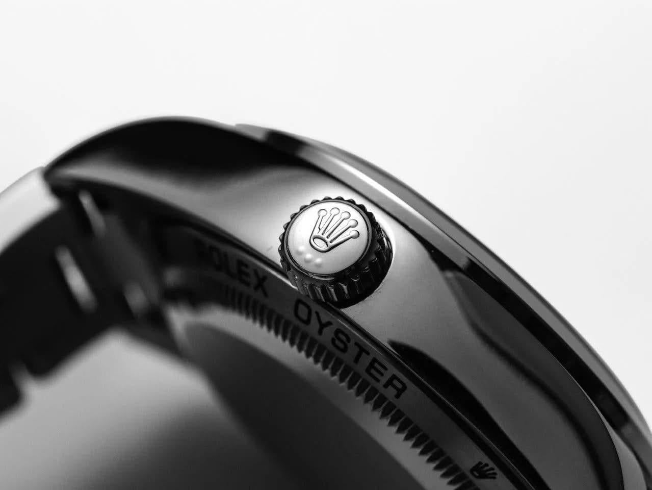 Replica Rolex Milgauss Label Noir Tourbillon |  Declock.