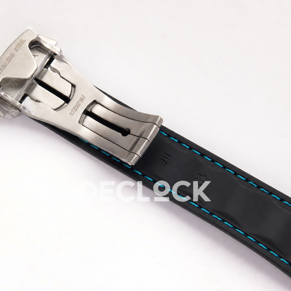 Omega Aqua Terra 38mm VSF turquoise ombre dial - open clasp