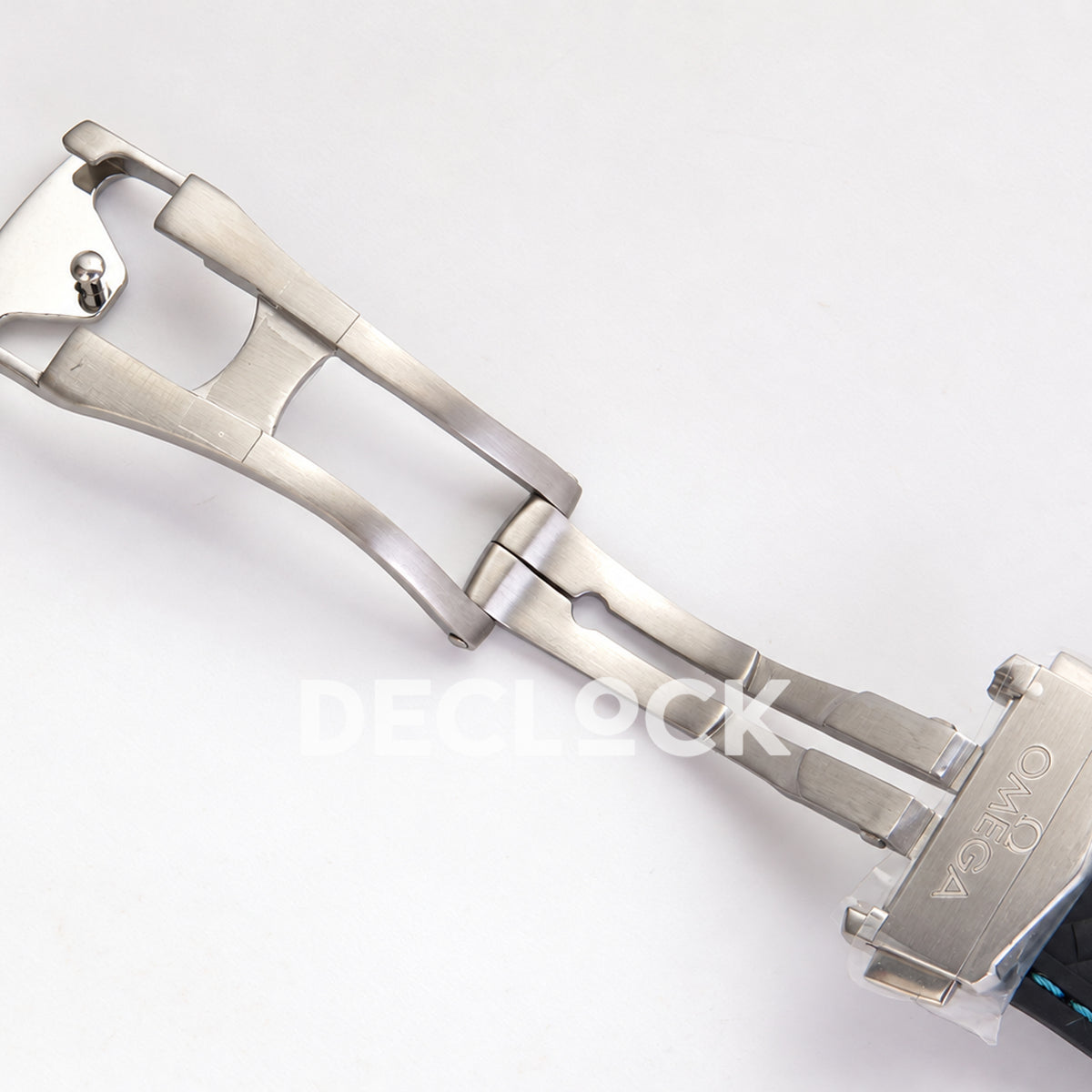 Omega Aqua Terra 38mm VSF turquoise ombre dial - folding clasp