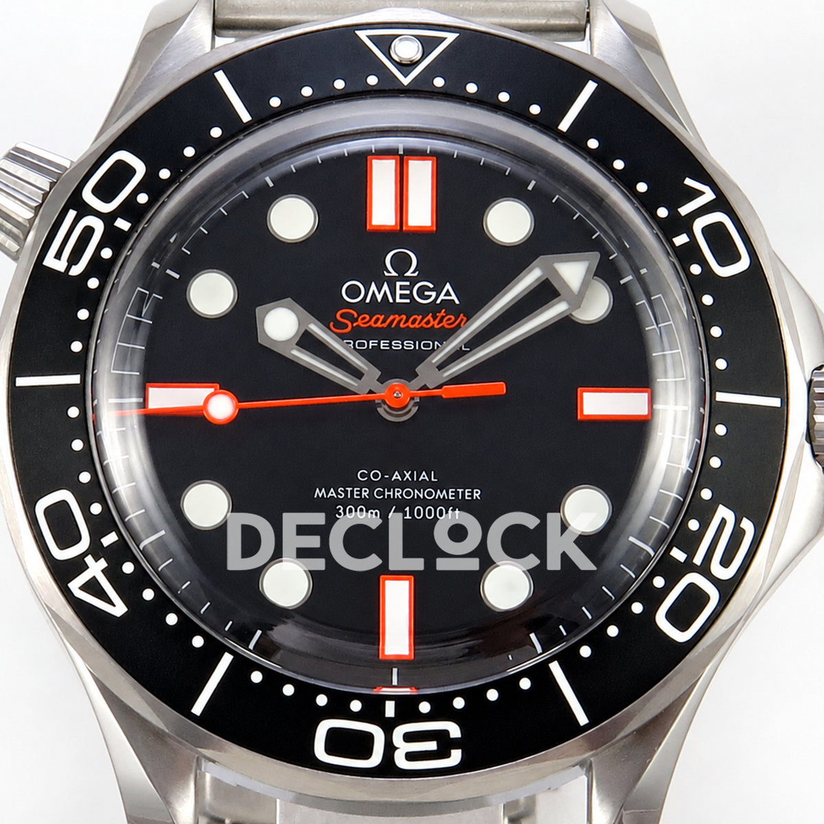 Omega Seamaster Diver 300M Black Dial Orange Second Hand Steel Mesh ORF 8806 Free Sprung — front dial close up
