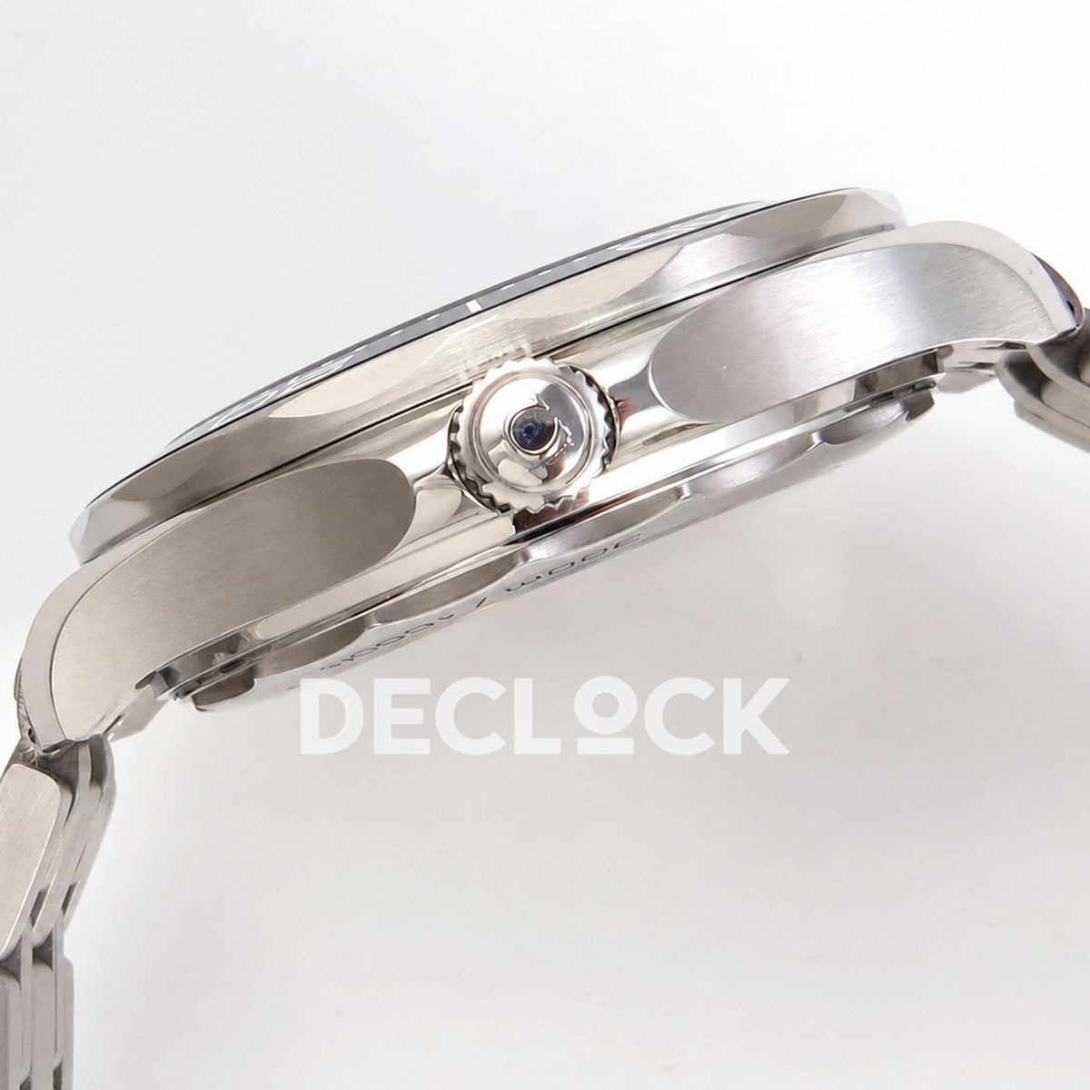 Omega Seamaster Diver 300M ORF black dial steel 8800 Free Sprung — crown side profile