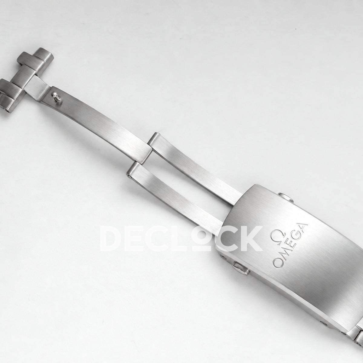 Omega Seamaster Diver 300M ORF blue dial steel 8800 Free Sprung — open clasp