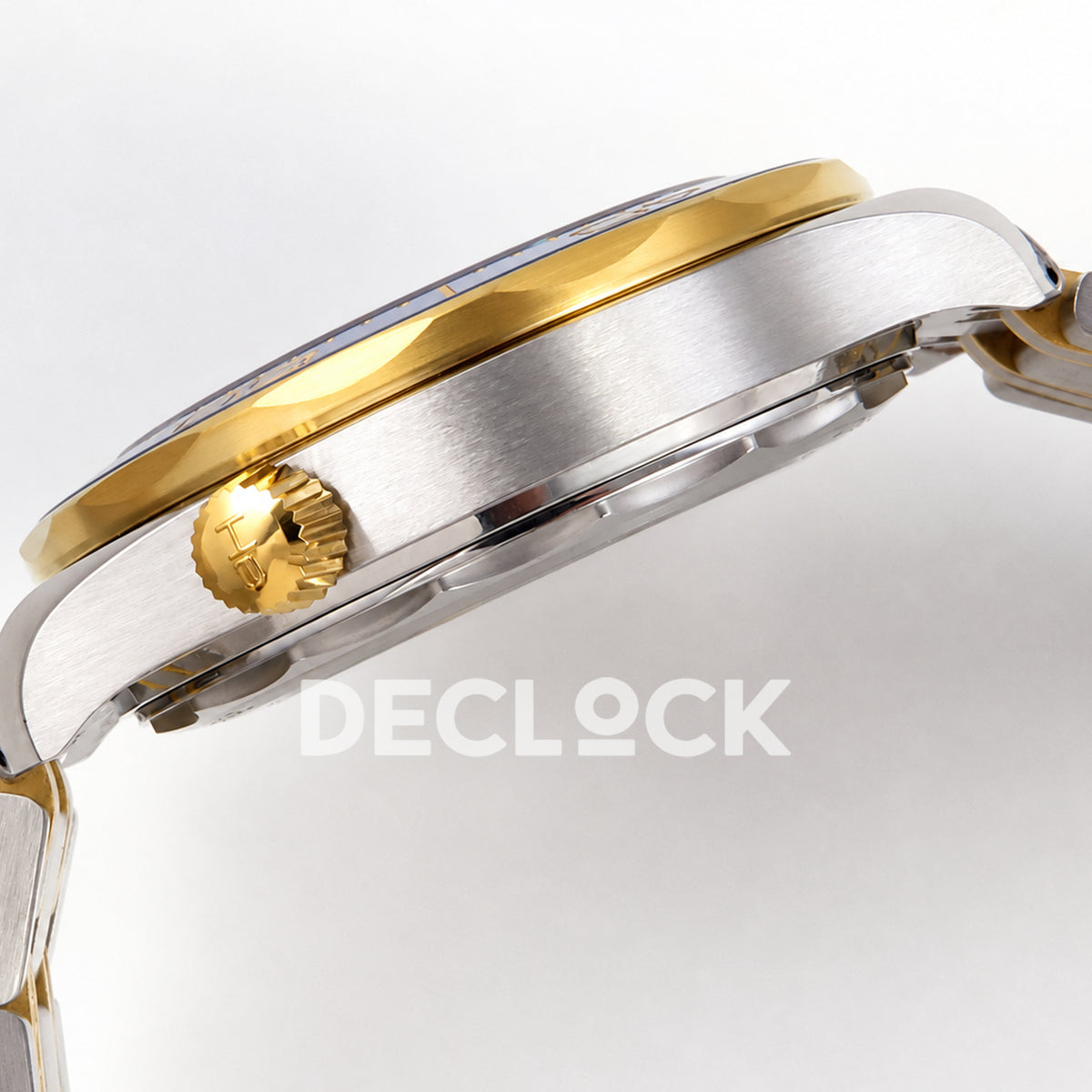 Omega Seamaster Diver 300M ORF Blue Steel Yellow Gold 8800 Free Sprung — case side profile