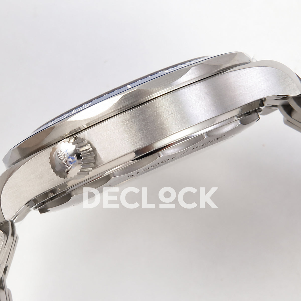 Omega Seamaster Diver 300M ORF gray dial steel 8800 Free Sprung — case side profile
