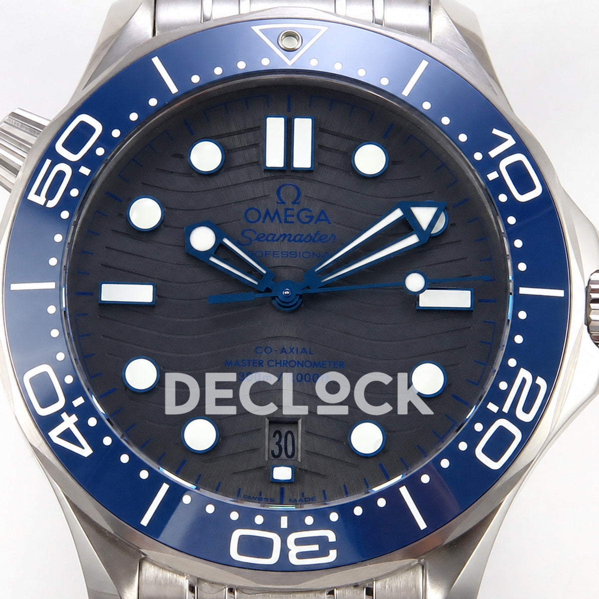 Omega Seamaster Diver 300M ORF gray dial steel 8800 Free Sprung — front dial close up