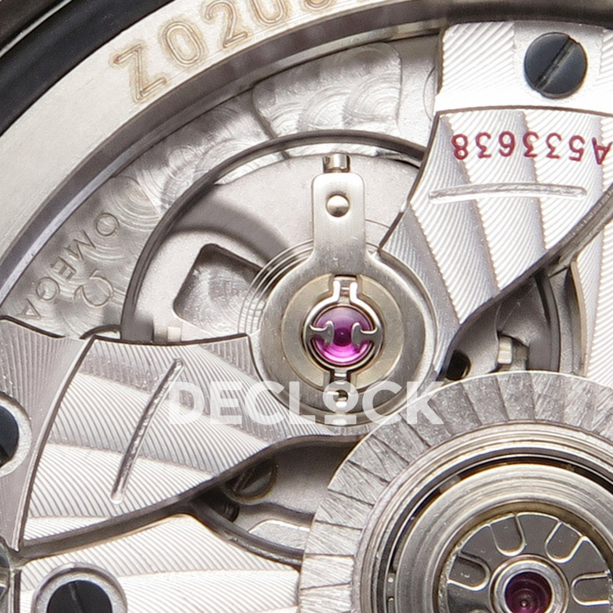 Omega Seamaster Diver 300M Gray Dial Steel Mesh ORF 8806 Free Sprung — balance detail