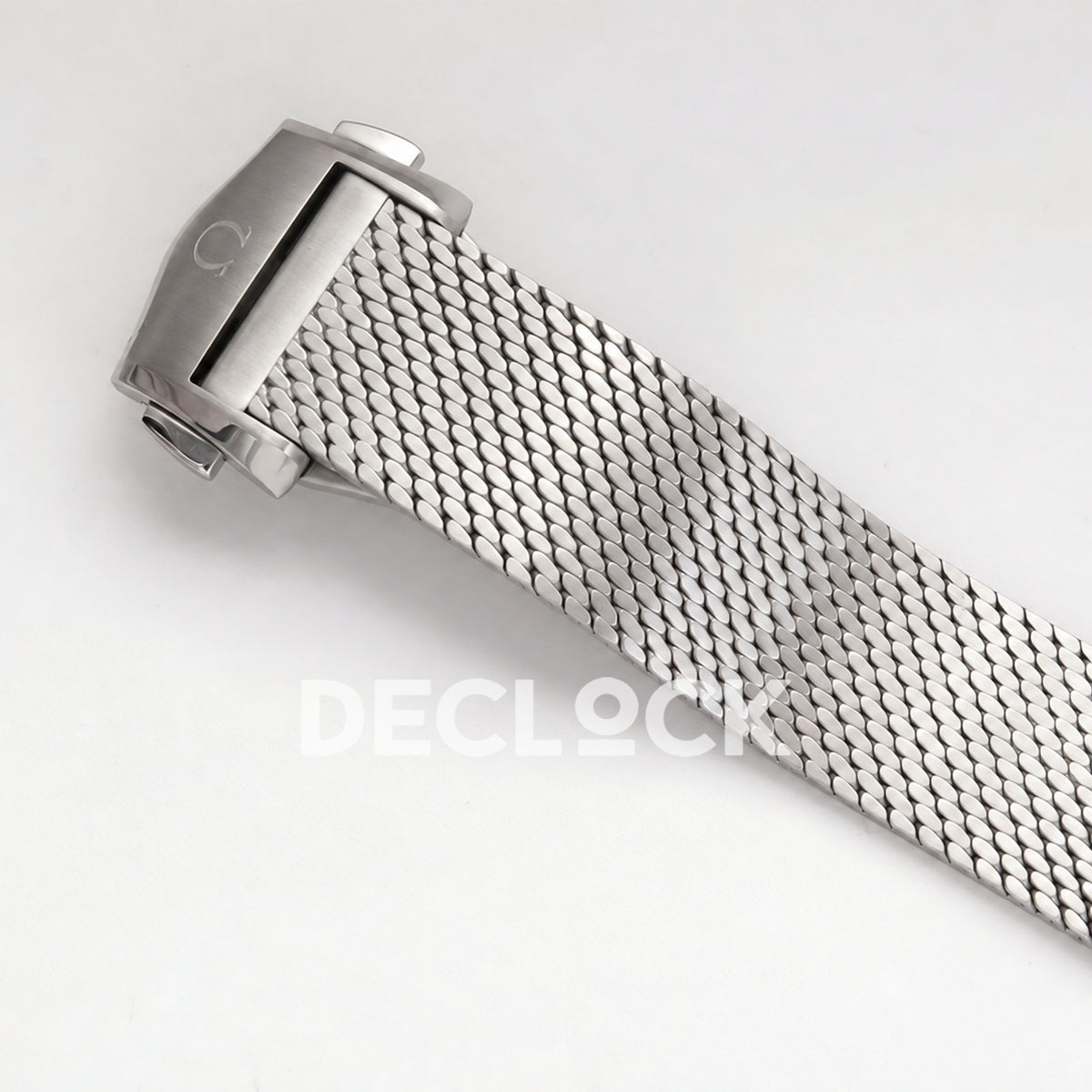 Omega Seamaster Diver 300M Gray Dial Steel Mesh ORF 8806 Free Sprung — mesh bracelet and clasp