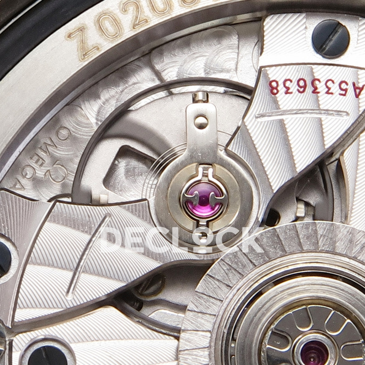 Omega Seamaster Diver 300M Green Titanium Bronze Gold ORF 8806 Free Sprung — balance detail