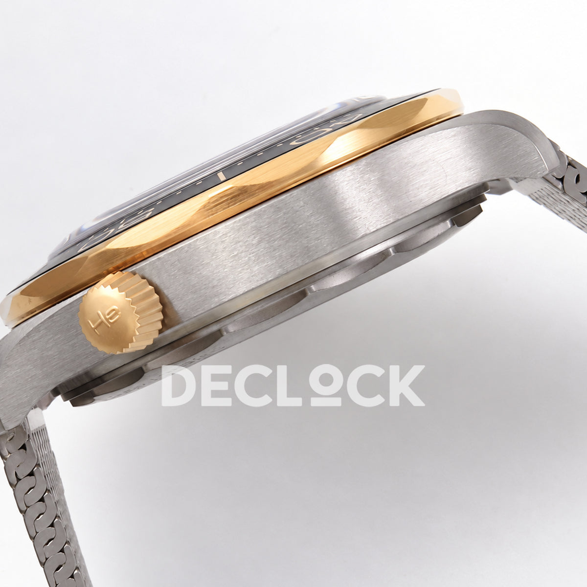 Omega Seamaster Diver 300M Green Titanium Bronze Gold ORF 8806 Free Sprung — case side profile