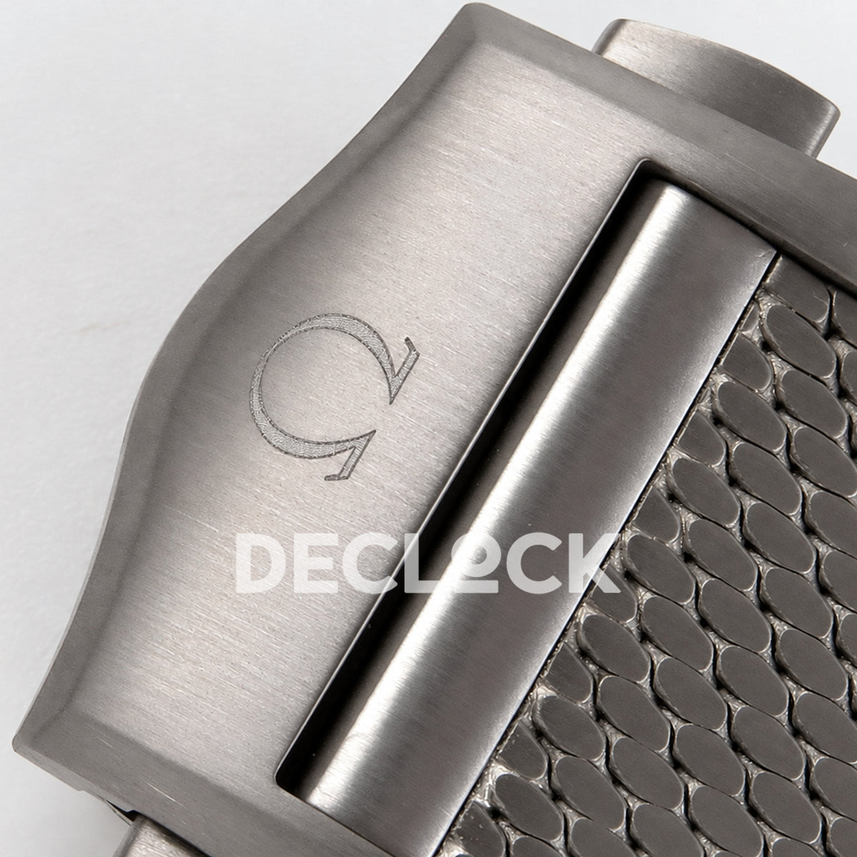 Omega Seamaster Diver 300M Green Titanium Bronze Gold ORF 8806 Free Sprung — clasp logo detail