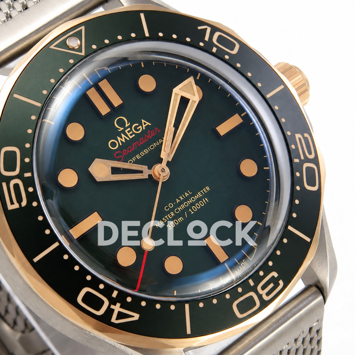 Omega Seamaster Diver 300M Green Titanium Bronze Gold ORF 8806 Free Sprung — dial detail