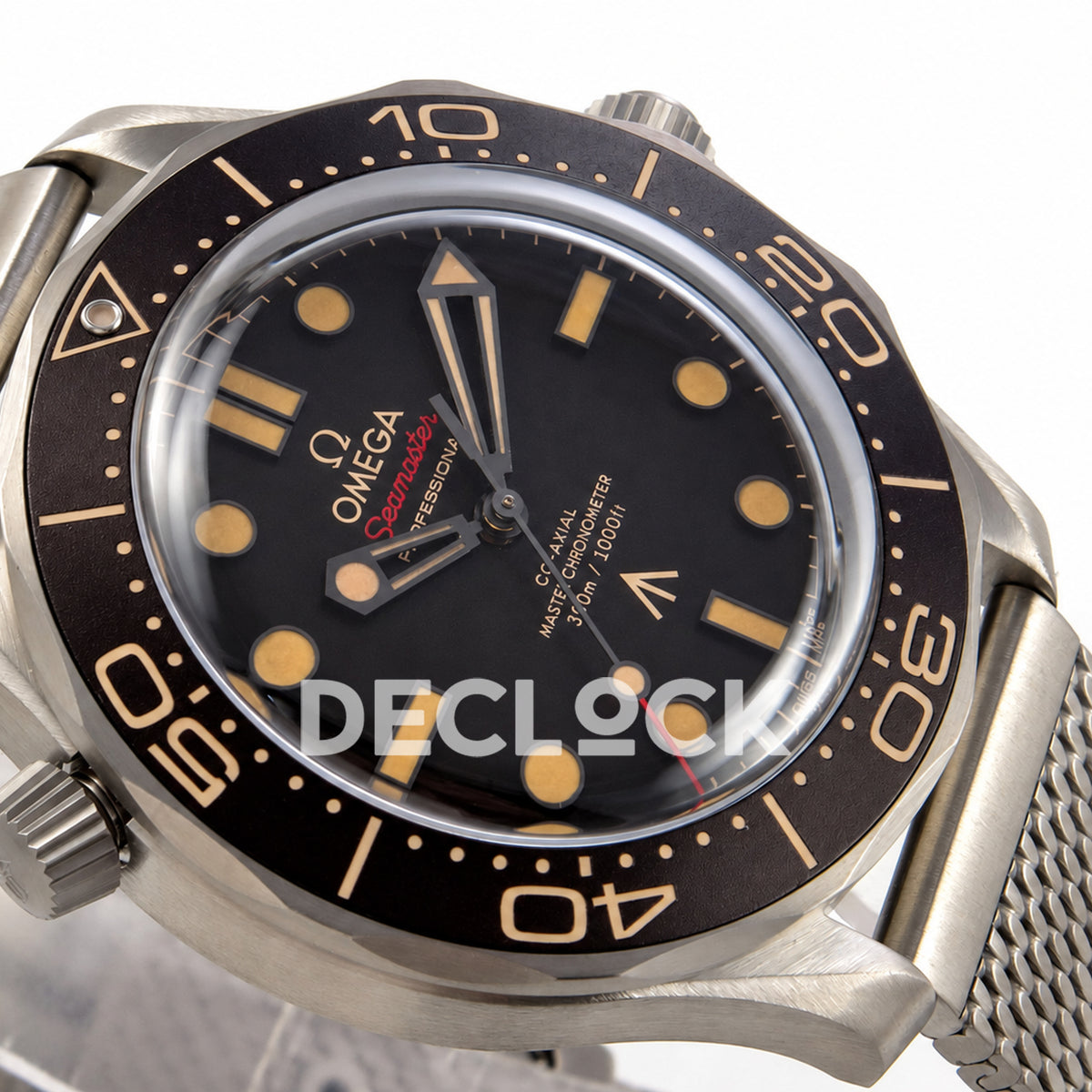 Omega Seamaster Diver 300M No Time To Die ORF titanium mesh 8806 Free Sprung — angled dial detail