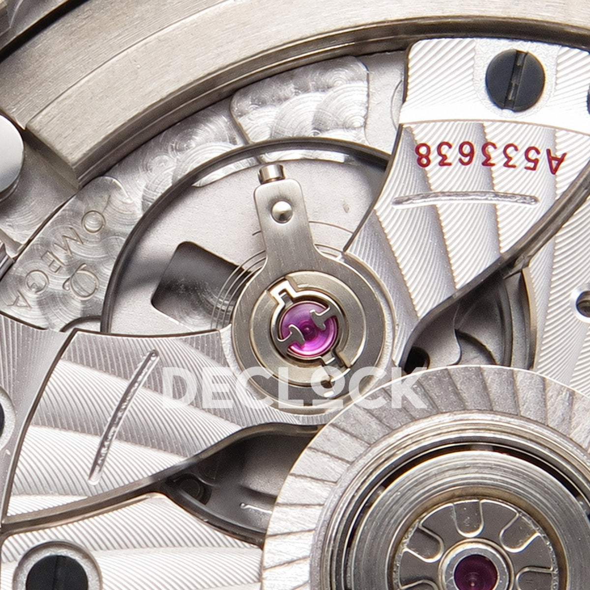 Omega Seamaster Diver 300M No Time To Die ORF titanium mesh 8806 Free Sprung — balance detail