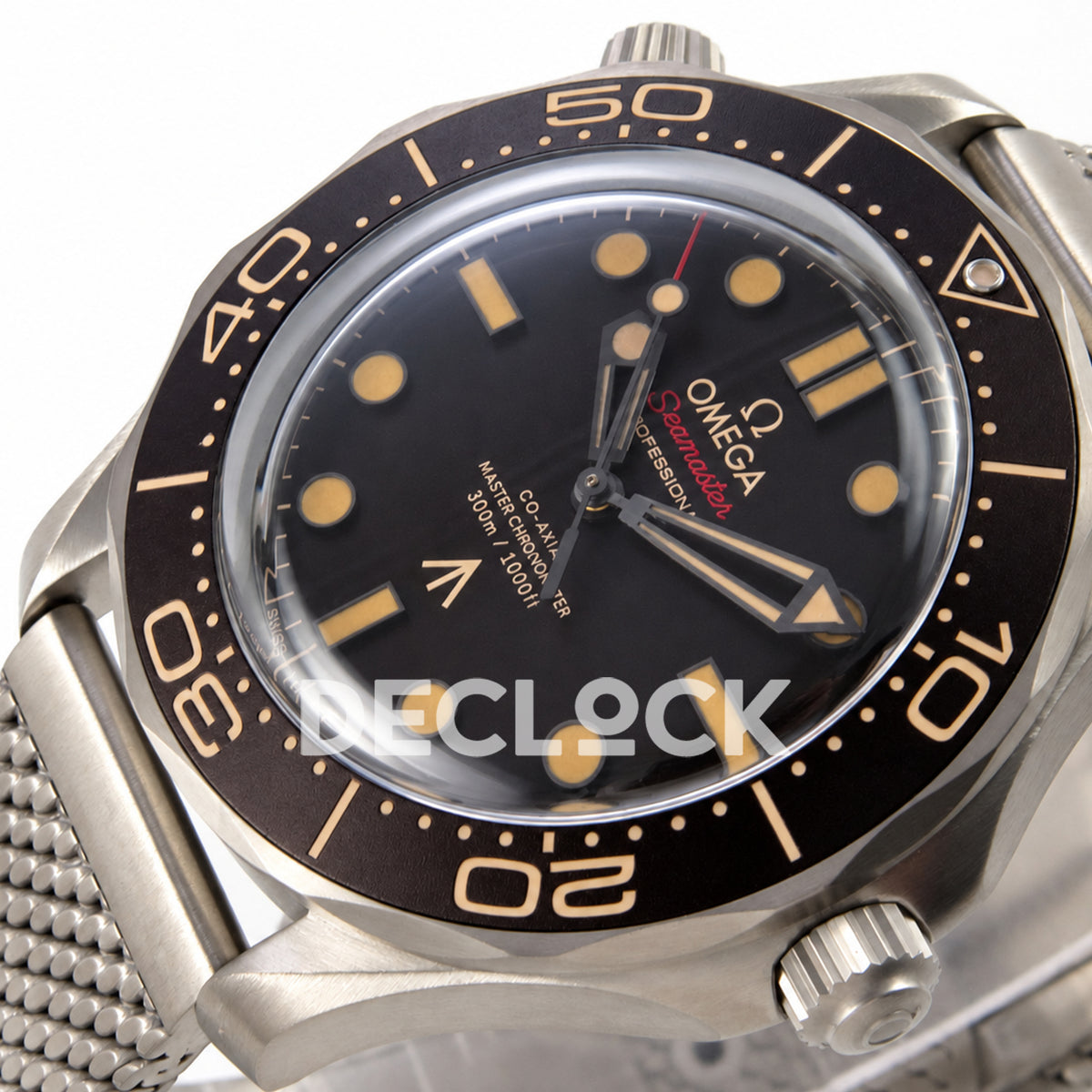 Omega Seamaster Diver 300M No Time To Die ORF titanium mesh 8806 Free Sprung — crown side dial view