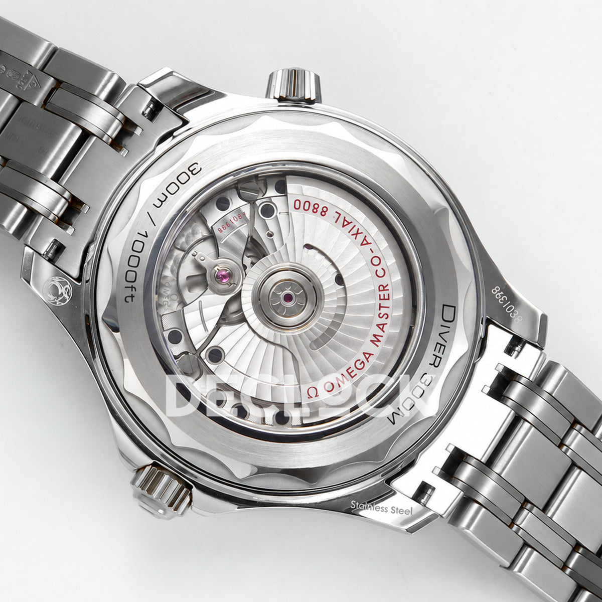Omega Seamaster Diver 300M ORF white dial steel 8800 Free Sprung — caseback view
