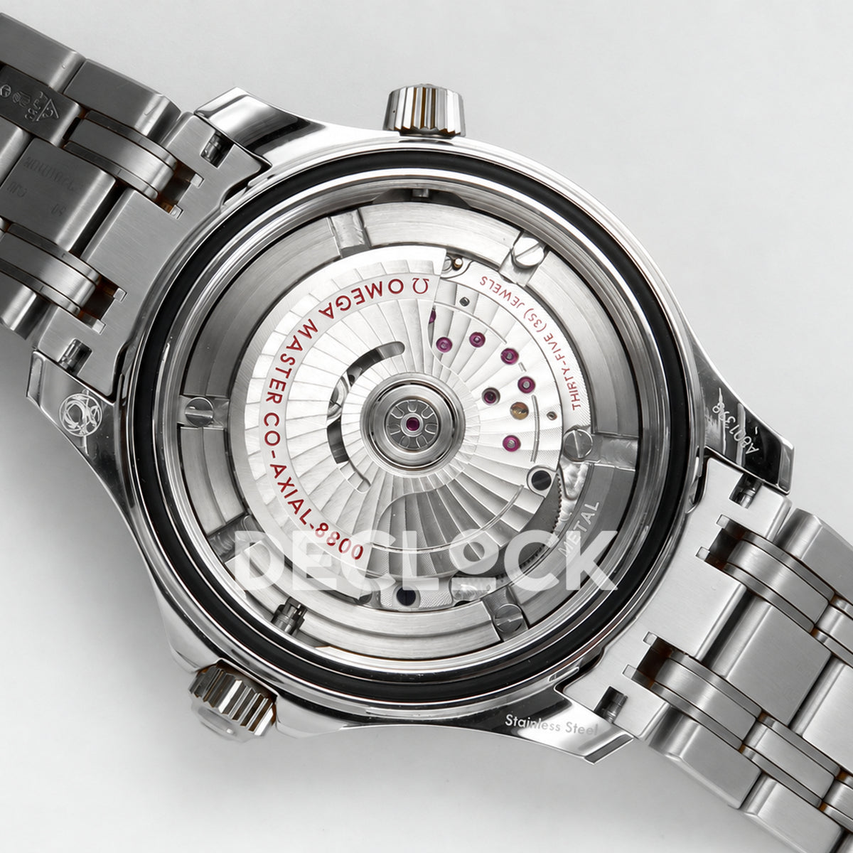 Omega Seamaster Diver 300M ORF white dial steel 8800 Free Sprung — open caseback movement view