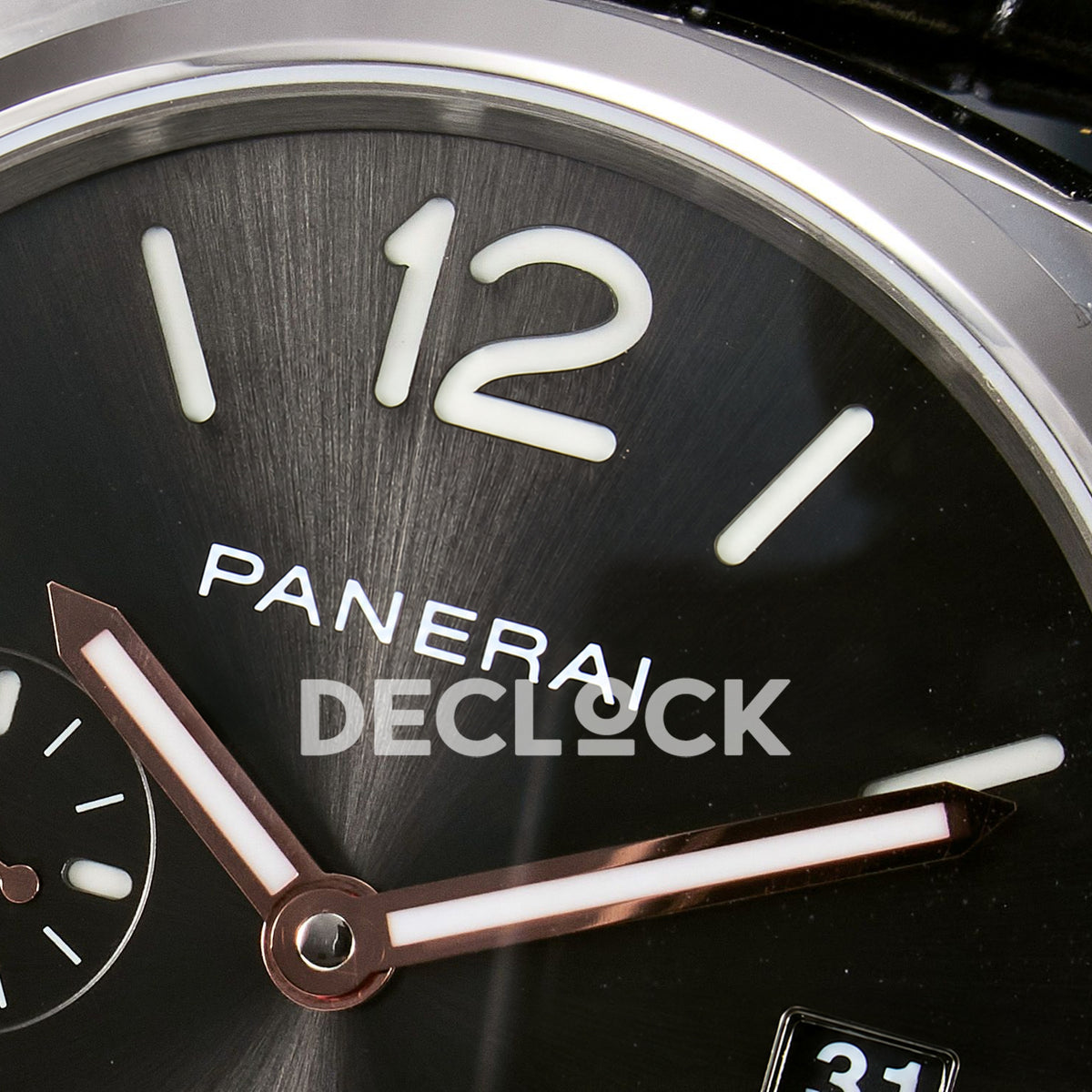 Panerai Luminor Due PAM01250 Anthracite Dial Black Leather VSF P900 replica - upper dial detail