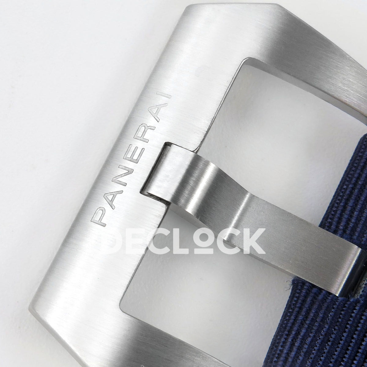 Panerai Luminor Marina Blu Profondo PAM01157 Blue Nylon VSF P9010 Updated replica - buckle engraving