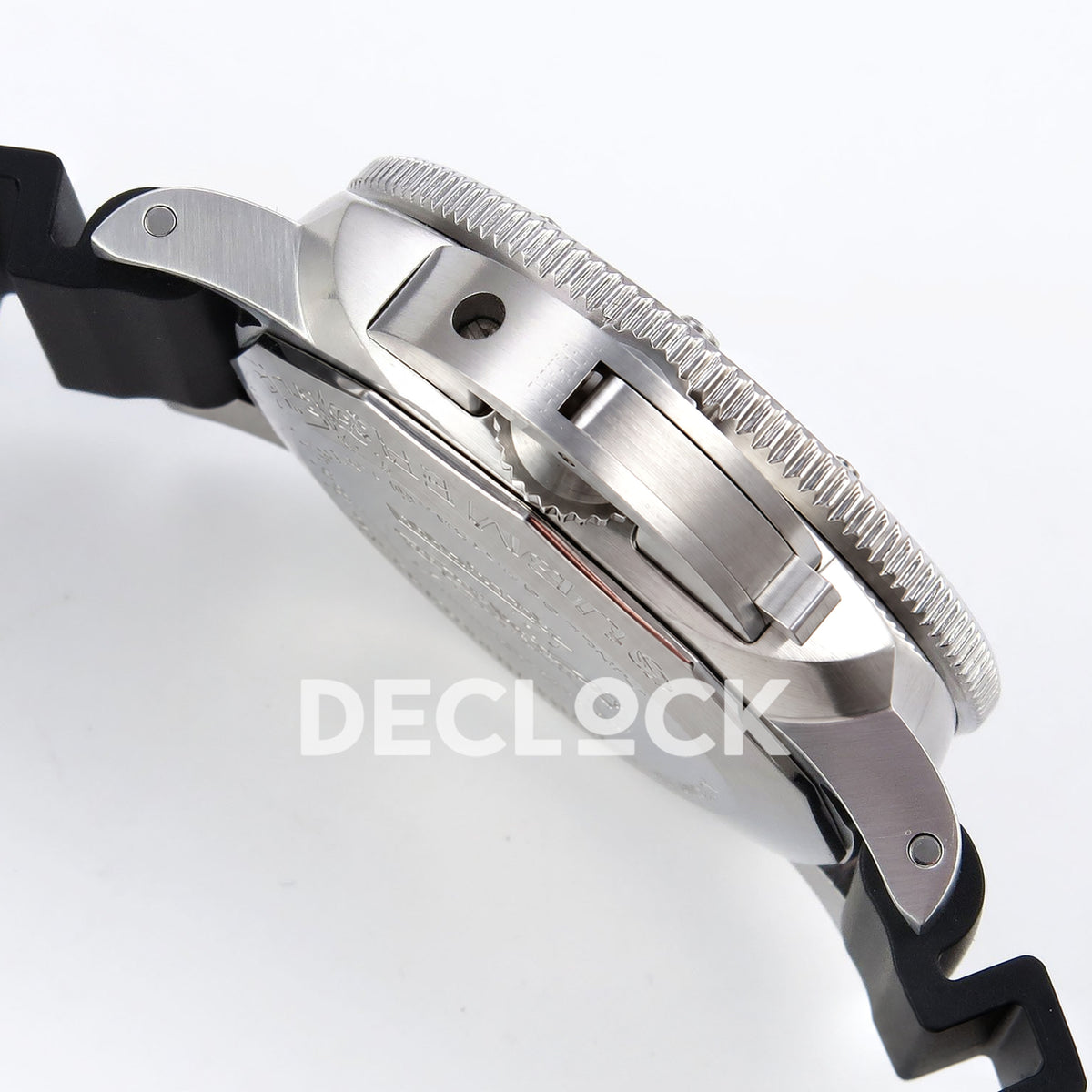 Panerai Submersible Bianco PAM02223 White Black Rubber VSF P900 replica - crown bridge profile