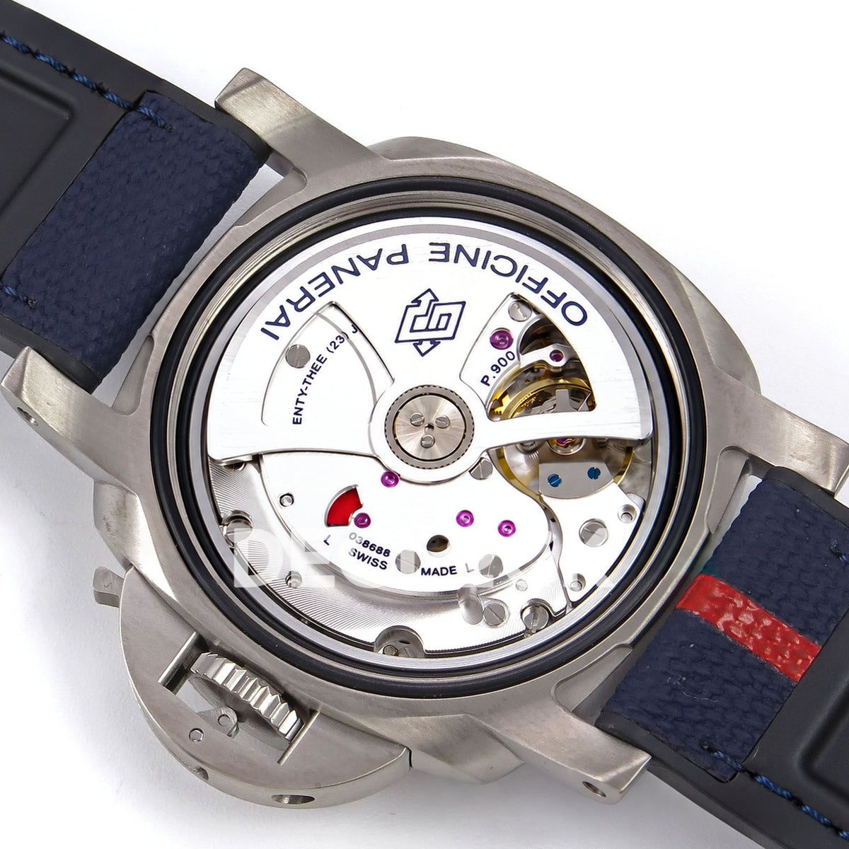 Panerai Submersible GMT Luna Rossa Titanio PAM01507 Blue Dial VSF P900 replica - movement angle