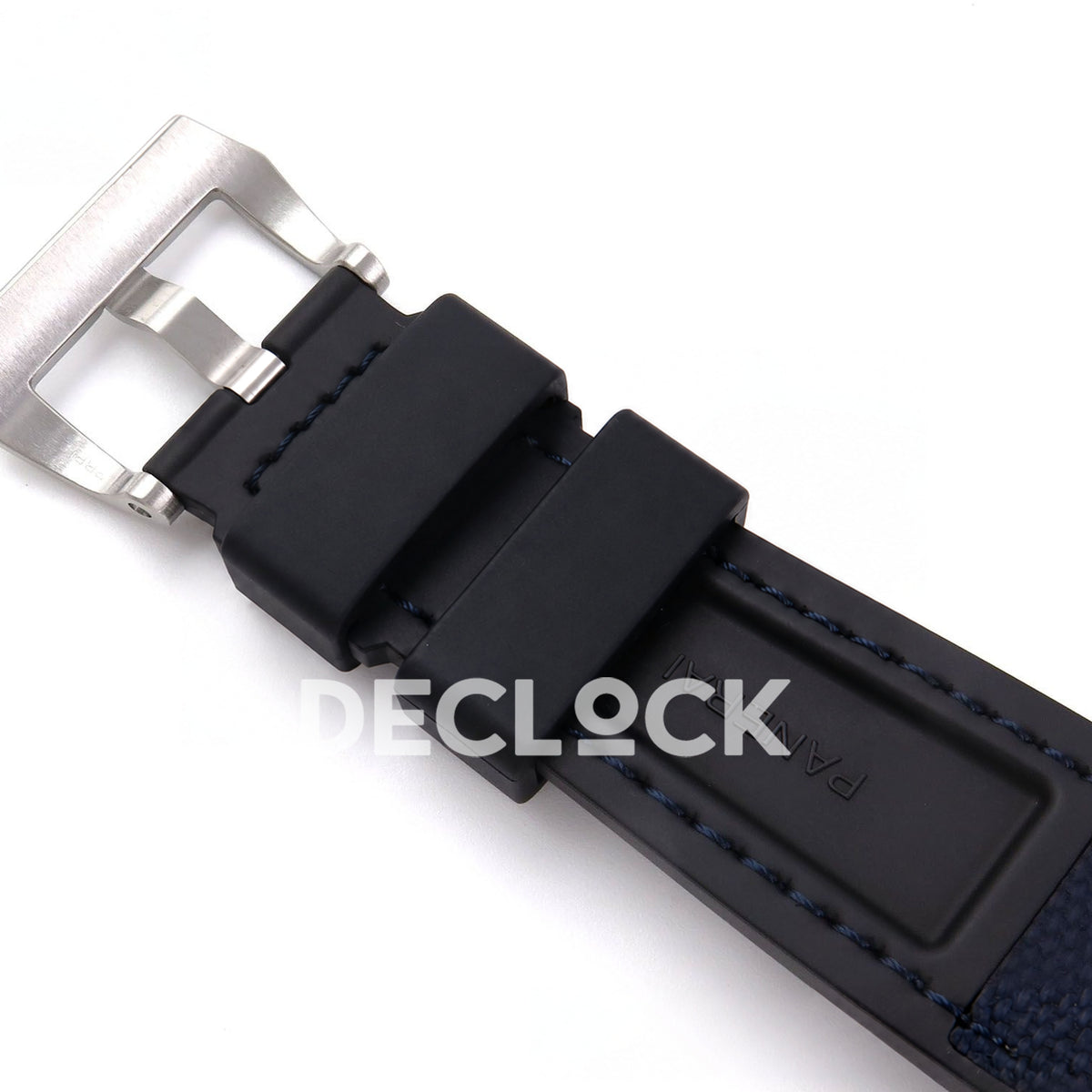 Panerai Submersible GMT Luna Rossa Titanio PAM01507 Blue Dial VSF P900 replica - strap reverse