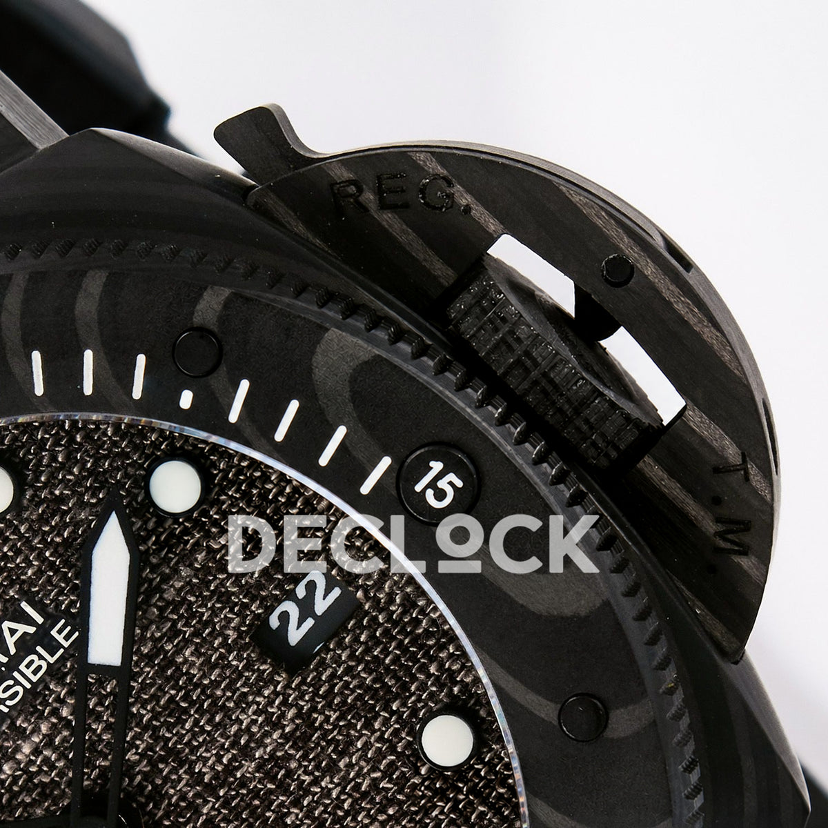 Panerai Submersible Luna Rossa PAM01039 Carbotech Black Rubber VSF Automatic replica - crown guard