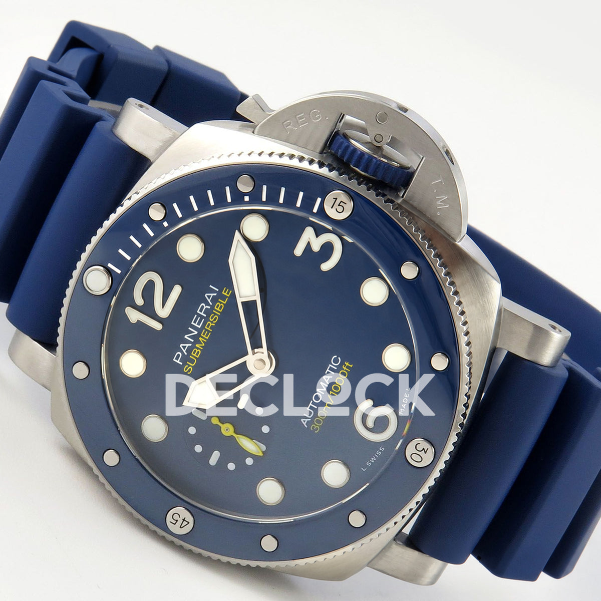 Panerai Submersible Mike Horn PAM01676 Blue Dial Rubber VSF P900 replica - dial angle right